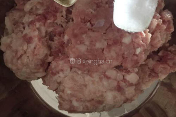 炸肉丸的做法图解3