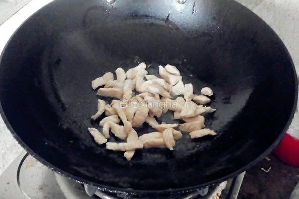红萝卜炒肉的做法图解4