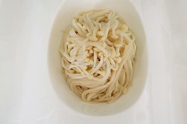 拌金针菇的做法图解6