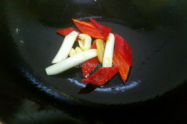 葱爆牛肉的做法图解5