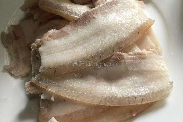 蒜薹回锅肉的做法图解3