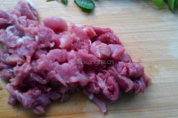 肉炒黄豆芽的做法图解3