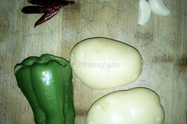 呛炒土豆丝的做法图解1
