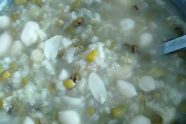 绿豆花生粥的做法图解4