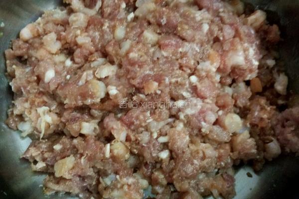 韭菜虾仁饺子的做法图解3