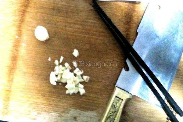 呛炒包菜的做法图解3