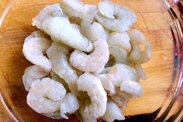虾仁馅儿馄饨的做法图解1