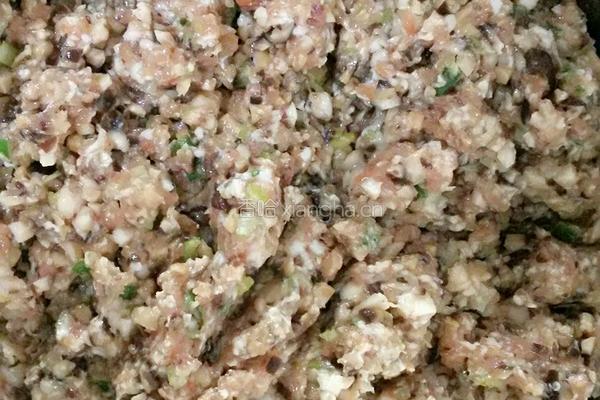 香菇猪肉包的做法图解6