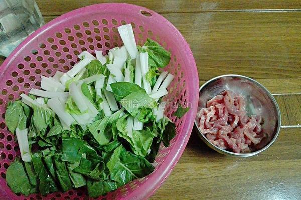 小白菜炒肉丝的做法图解3