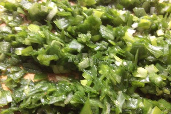 猪肉芹菜馅饺子的做法图解5