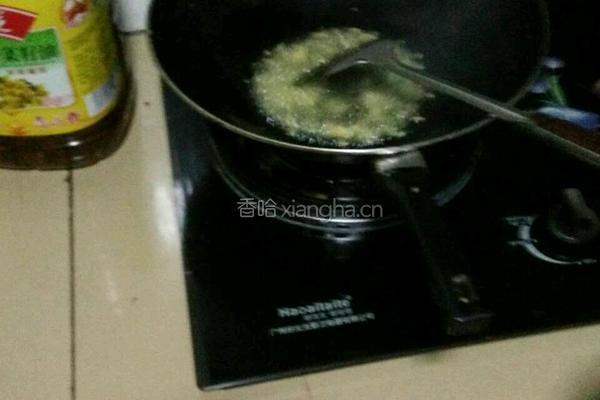 黄瓜炒火腿肠的做法图解3