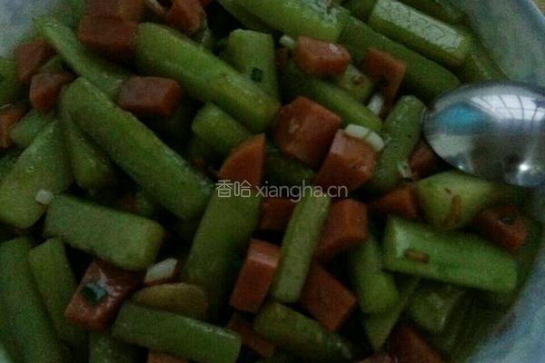 黄瓜炒火腿肠的做法图解4