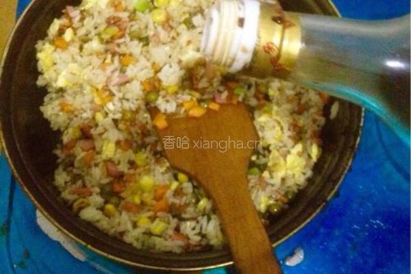 番茄酱蛋炒饭的做法图解6