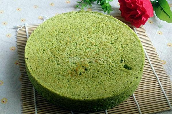 八寸菠菜戚风