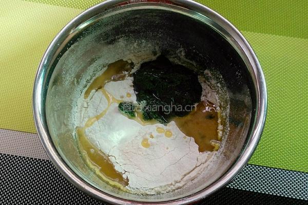八寸菠菜戚风的做法图解4