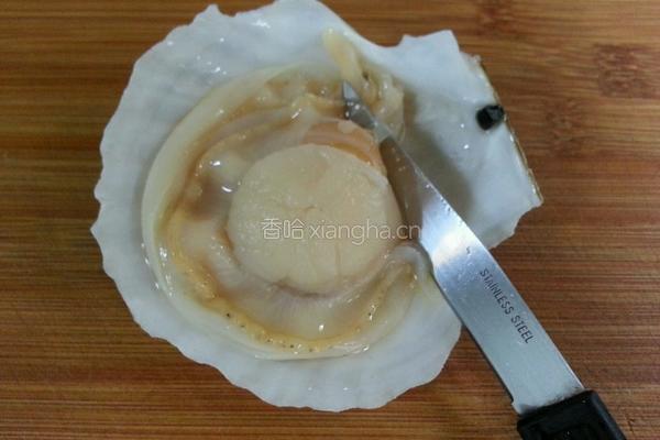 蒜蓉蒸扇贝的做法图解1
