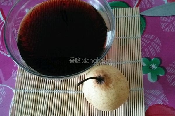 红酒浸雪梨的做法图解1