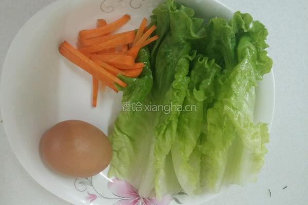 鸡蛋蔬菜炒河粉的做法图解2