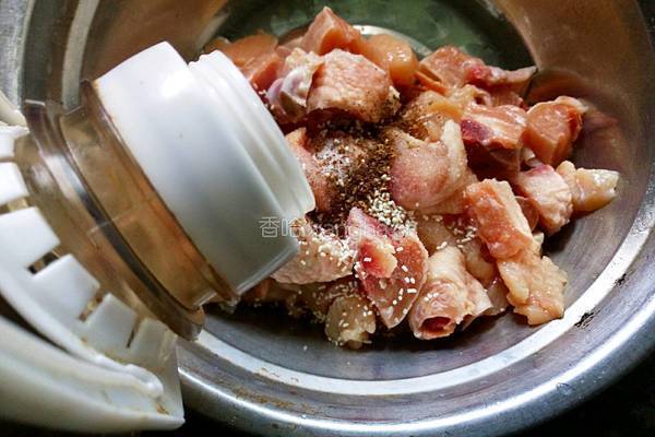 重庆辣子鸡的做法图解3