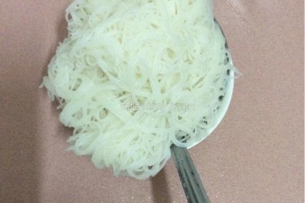 鸡蛋炒米粉的做法图解4