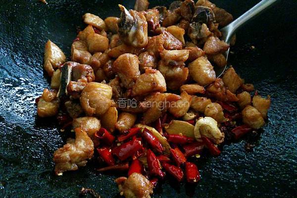 重庆辣子鸡的做法图解10