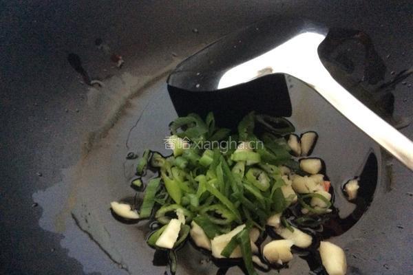 西红柿炒豆腐的做法图解8