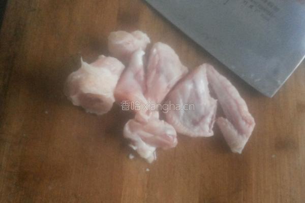 酱烧鸡翅的做法图解1
