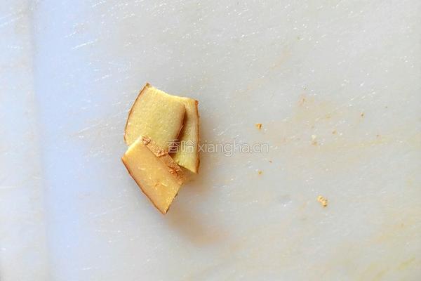 水煮皮皮虾的做法图解1