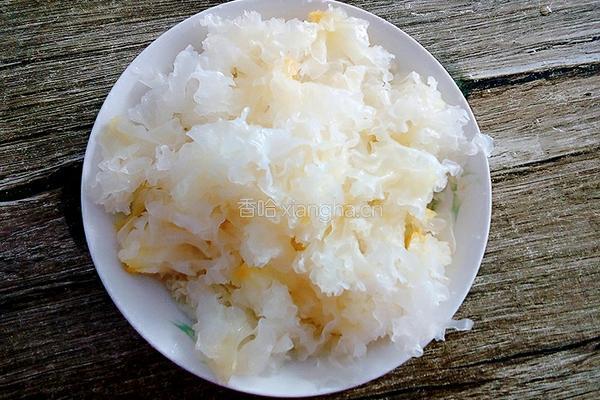 凉拌银耳的做法图解4