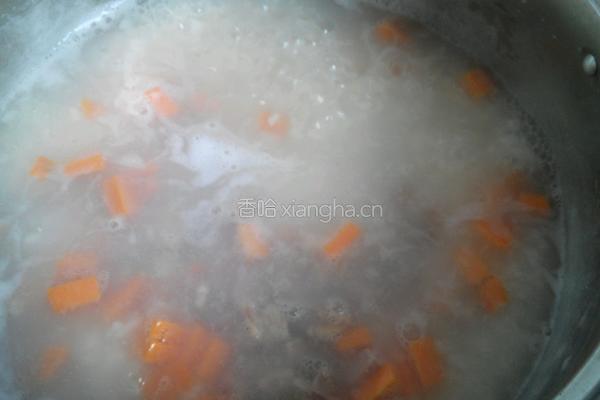 胡萝卜瘦肉粥的做法图解6