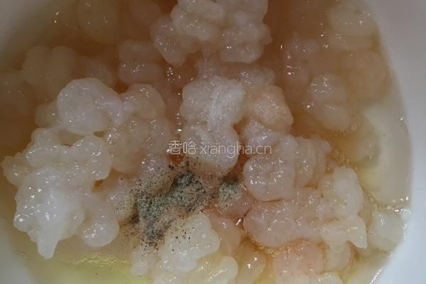 鸡蛋炒虾仁的做法图解1
