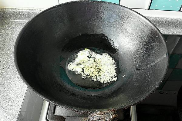 芦笋炒虾仁的做法图解7