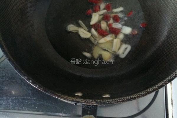 炝炒圆白菜的做法图解4