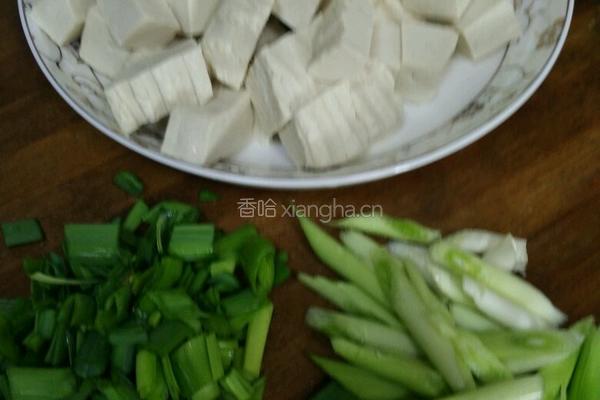 红烧豆腐的做法图解1