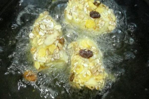 燕麦脆皮香蕉的做法图解3