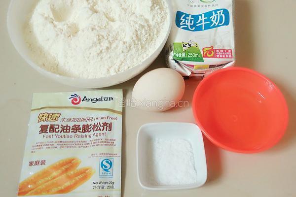 健康小油条的做法图解1