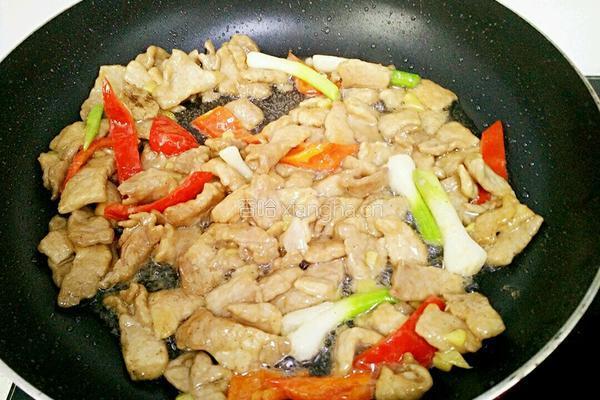 蒜苗炒肉的做法图解6