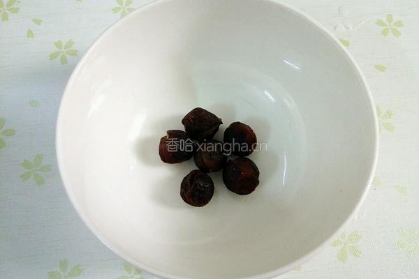 红枣桂圆鹌鹑蛋的做法图解6