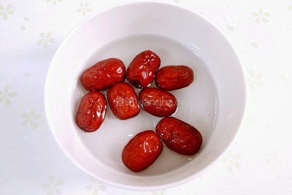 红枣桂圆鹌鹑蛋的做法图解7