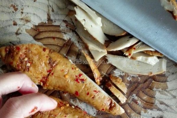 素鱼香肉丝的做法图解1