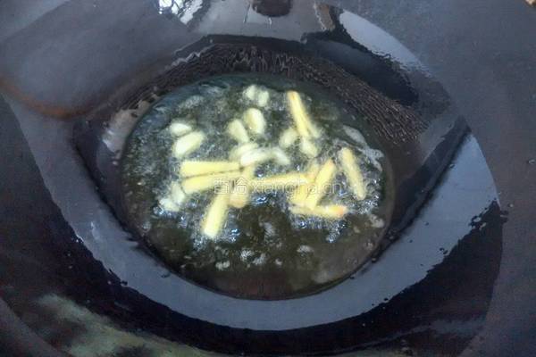 鸡肉炒香菇的做法图解5