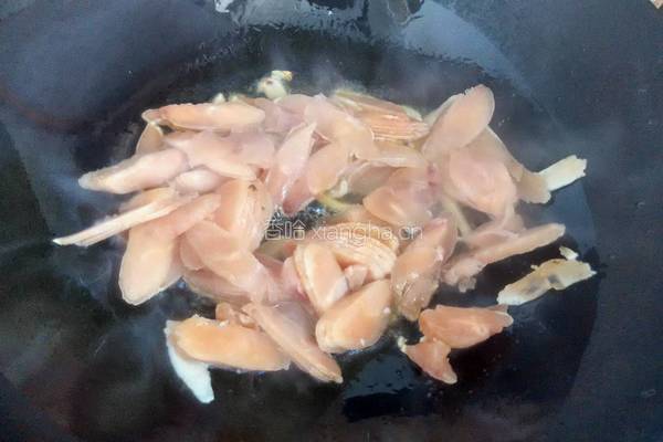 鸡肉炒香菇的做法图解6