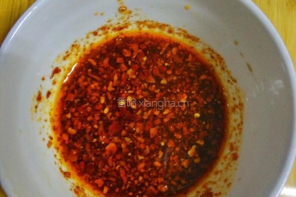 黄瓜拌干豆腐的做法图解2
