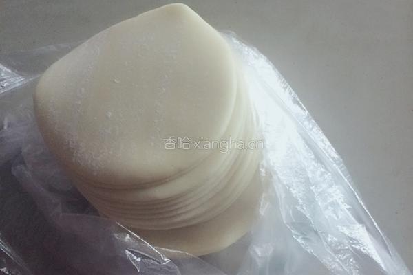 锅贴饺子的做法图解3