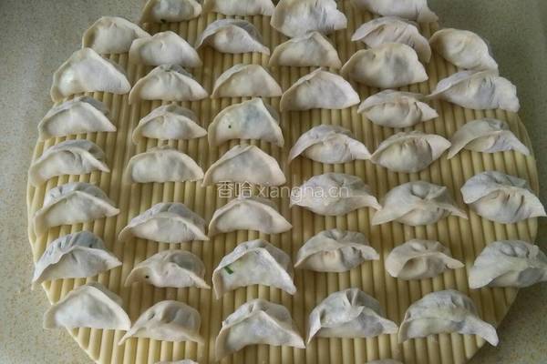 韭菜馅饺子的做法图解11