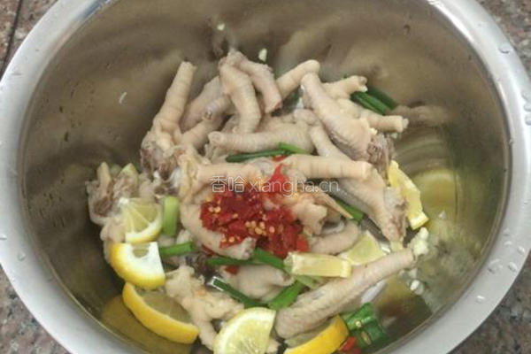 凉拌鸡脚的做法图解7