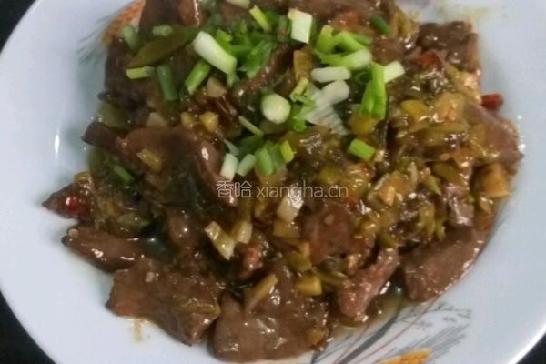 酸菜炒猪心的做法图解7