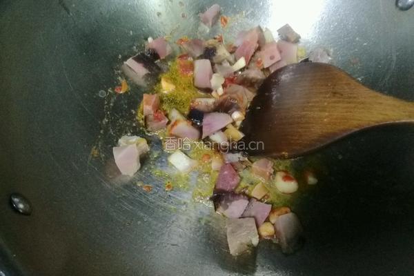 腊肉烧青豆的做法图解5