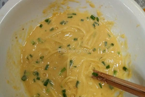 土豆丝鸡蛋饼的做法图解4