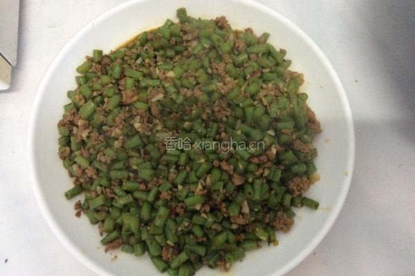 缸豆炒肉沫的做法图解5